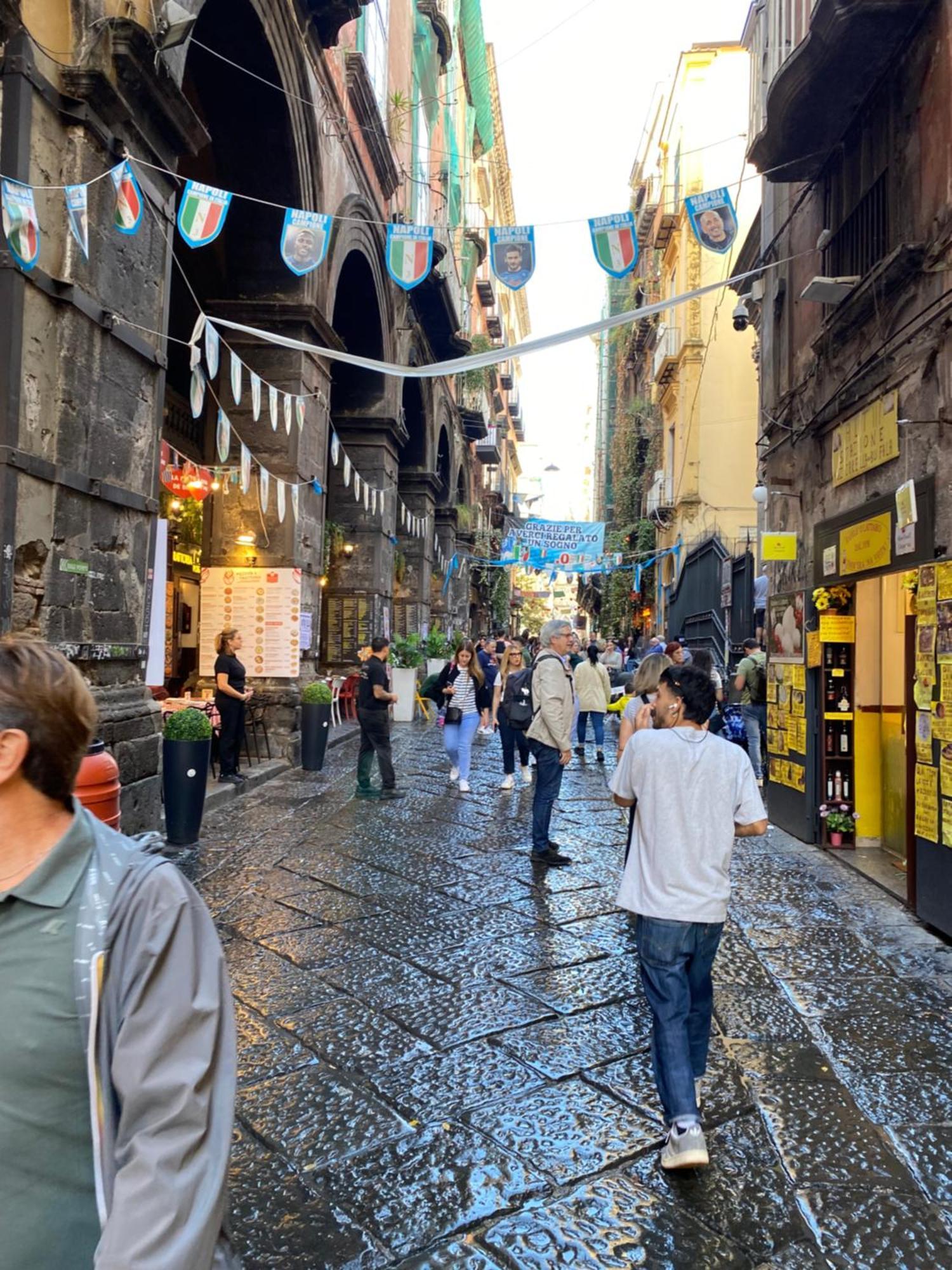 B&B Civico 22 Silvestre Napoli Ngoại thất bức ảnh