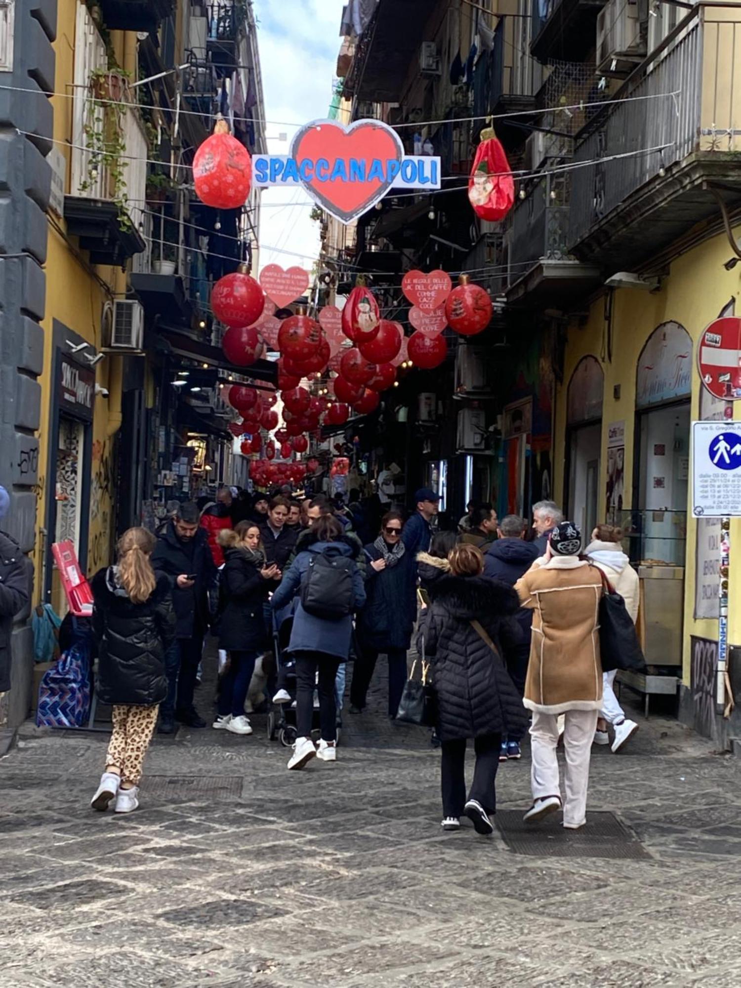 B&B Civico 22 Silvestre Napoli Ngoại thất bức ảnh