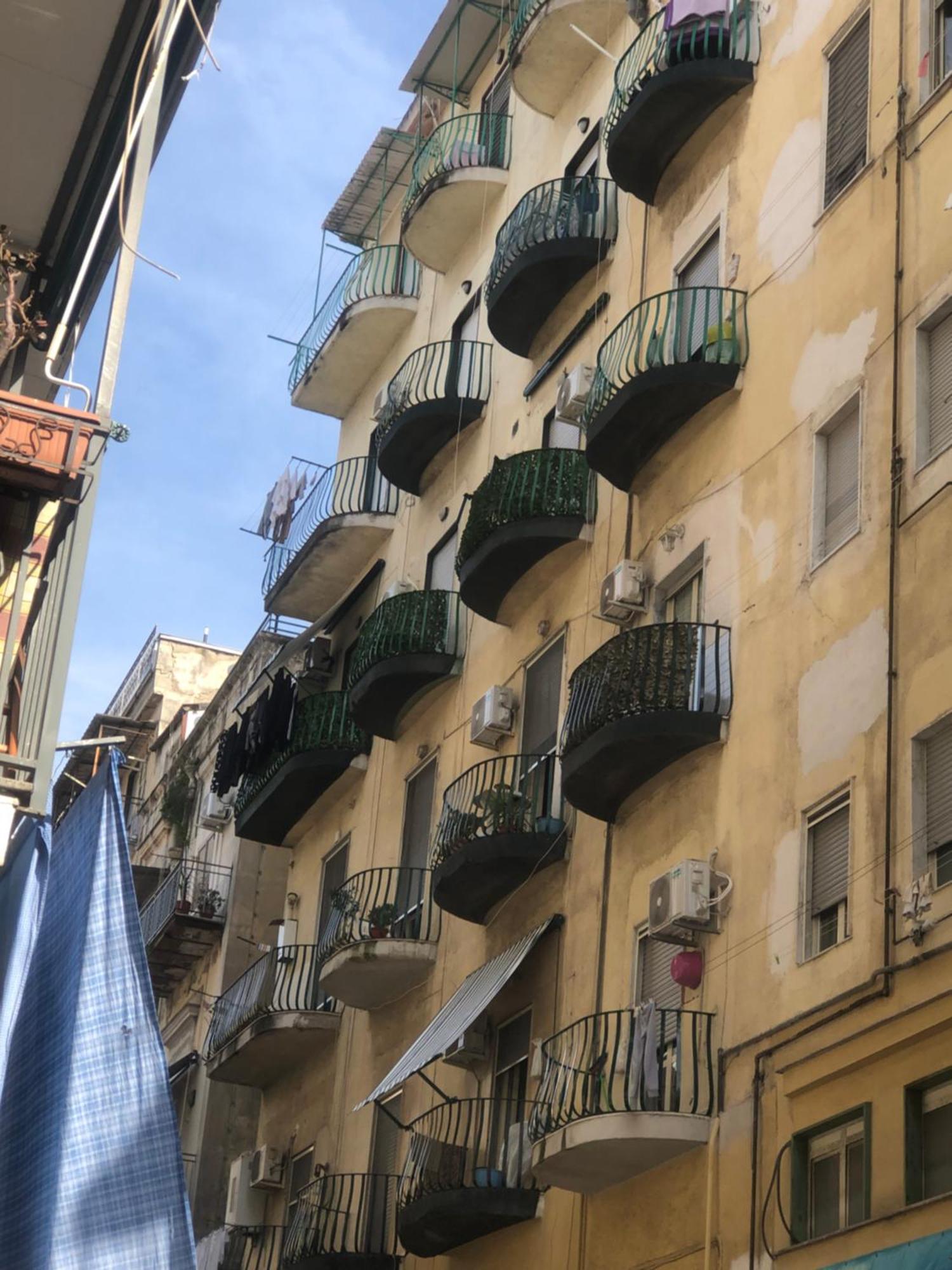 B&B Civico 22 Silvestre Napoli Ngoại thất bức ảnh
