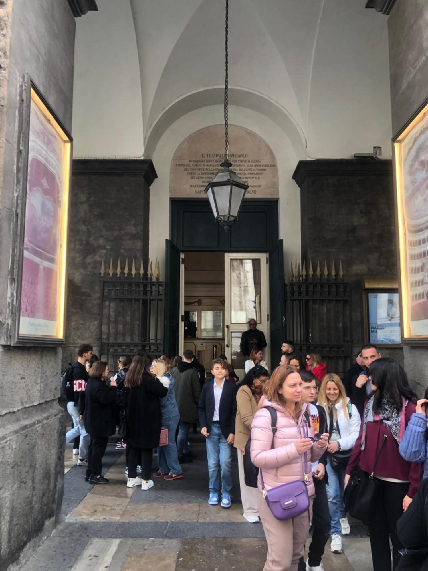 B&B Civico 22 Silvestre Napoli Ngoại thất bức ảnh