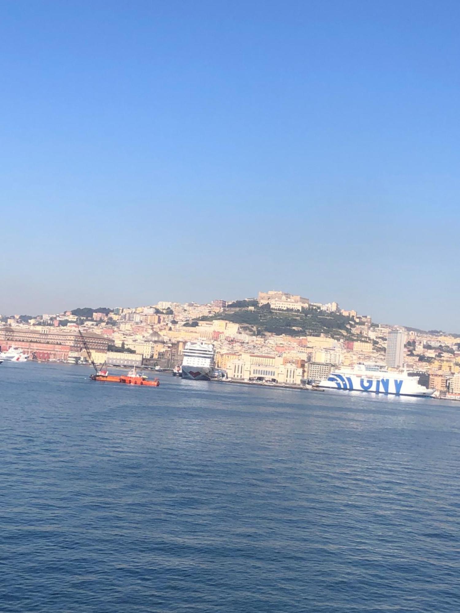 B&B Civico 22 Silvestre Napoli Ngoại thất bức ảnh