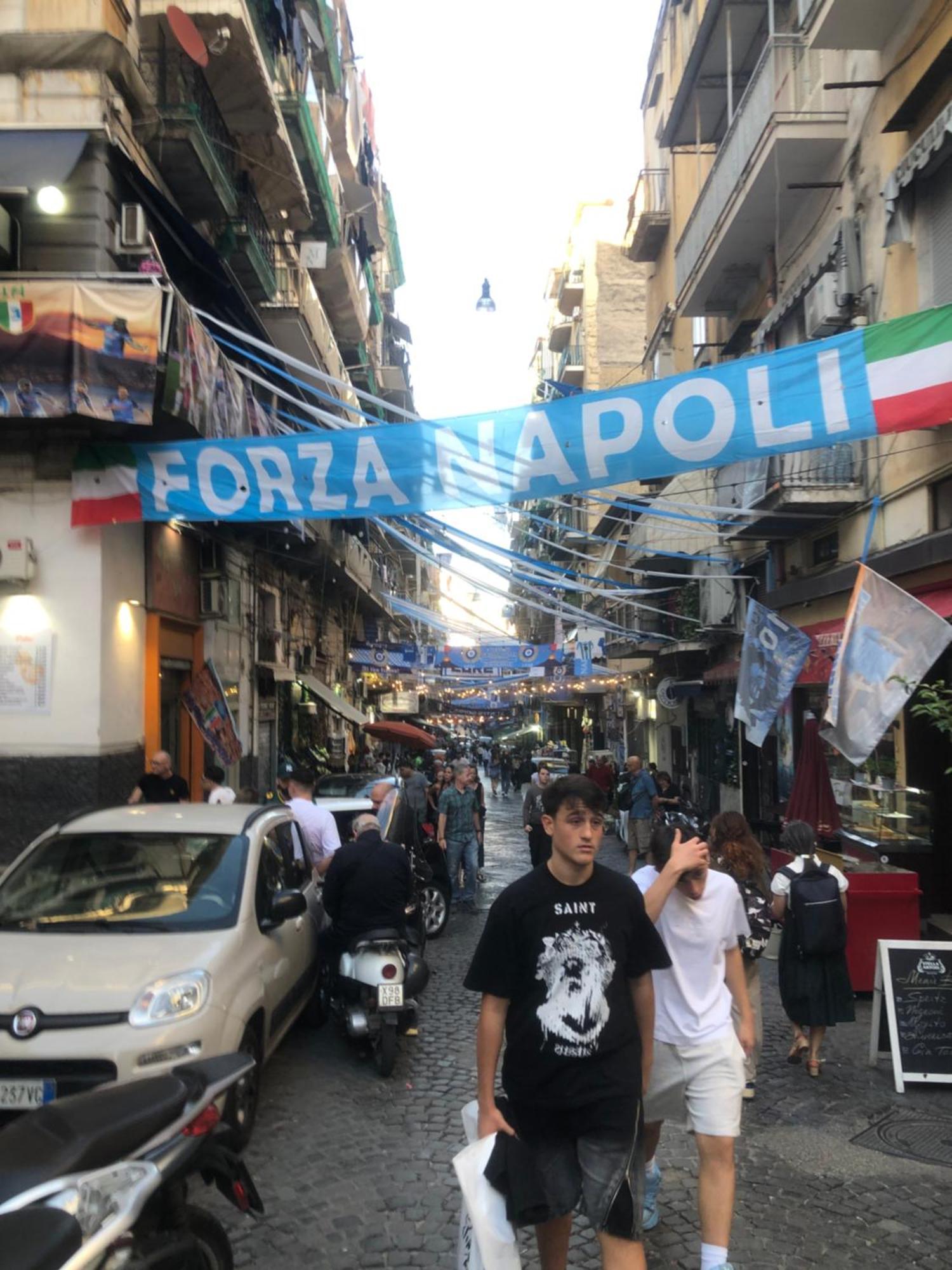 B&B Civico 22 Silvestre Napoli Ngoại thất bức ảnh